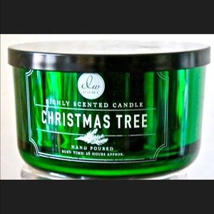 DW HOME CHRISTMAS TREE CANDLE 3 WICK RICHLY SCENTED NEW
